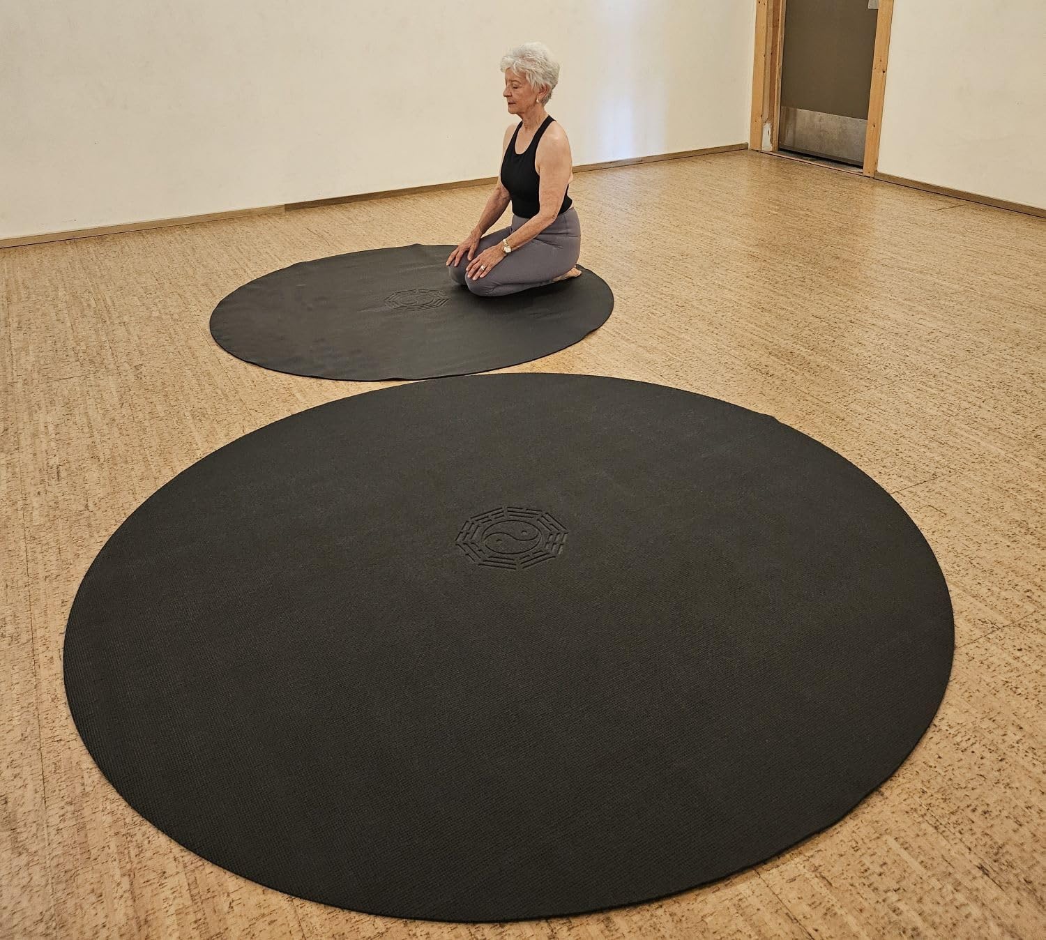 Pilates Yoga And Tai Chi - Large Circle Round TPE Yoga Mat,